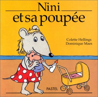 Nini et sa poupée