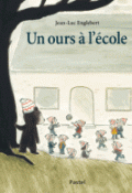Un ours à l’école